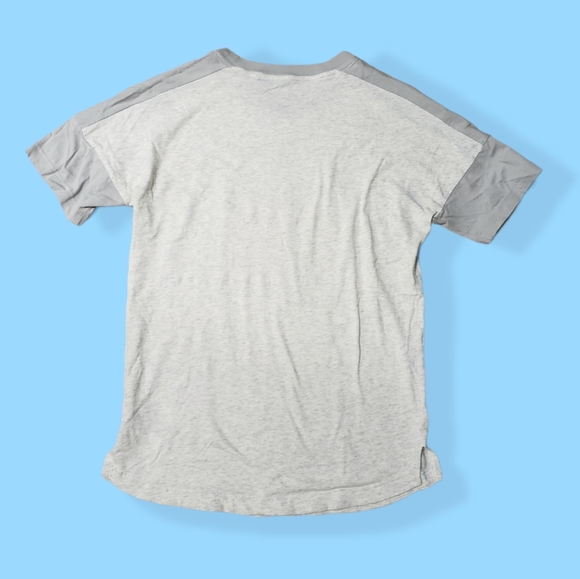 Adidas Tee. Size XS - Picture 2 of 4